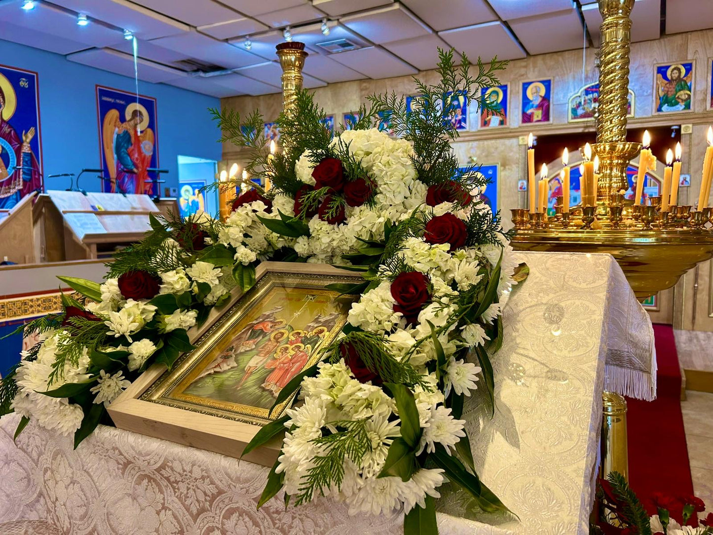 Central Church Candle Stand